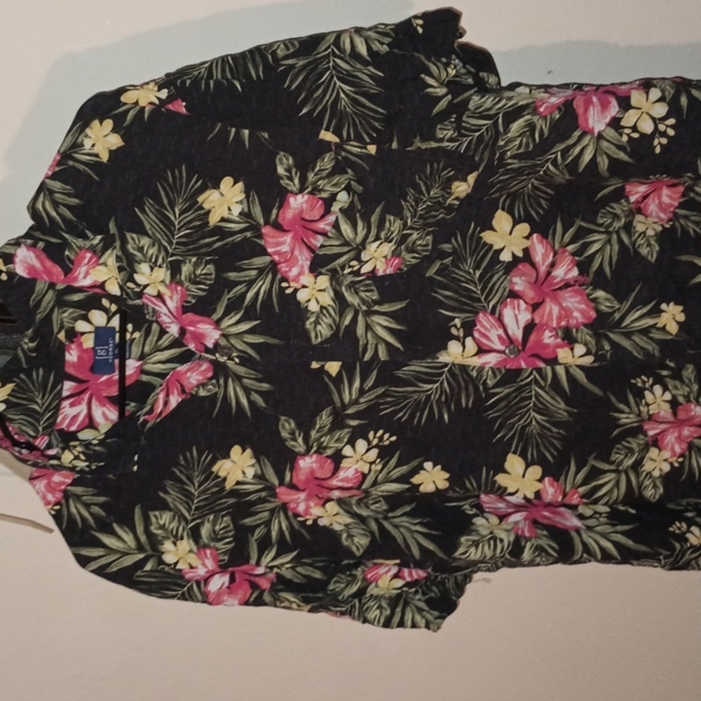 Black Floral Hawaiian Button Up Casual